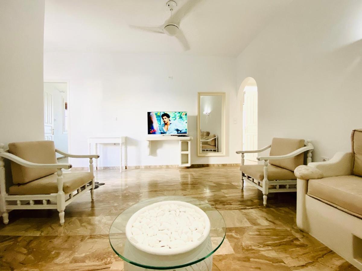 Deluxe Studios & Suites Ageri-Milos Adamantas  Exteriér fotografie